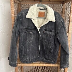Levi’s jean denim jacket